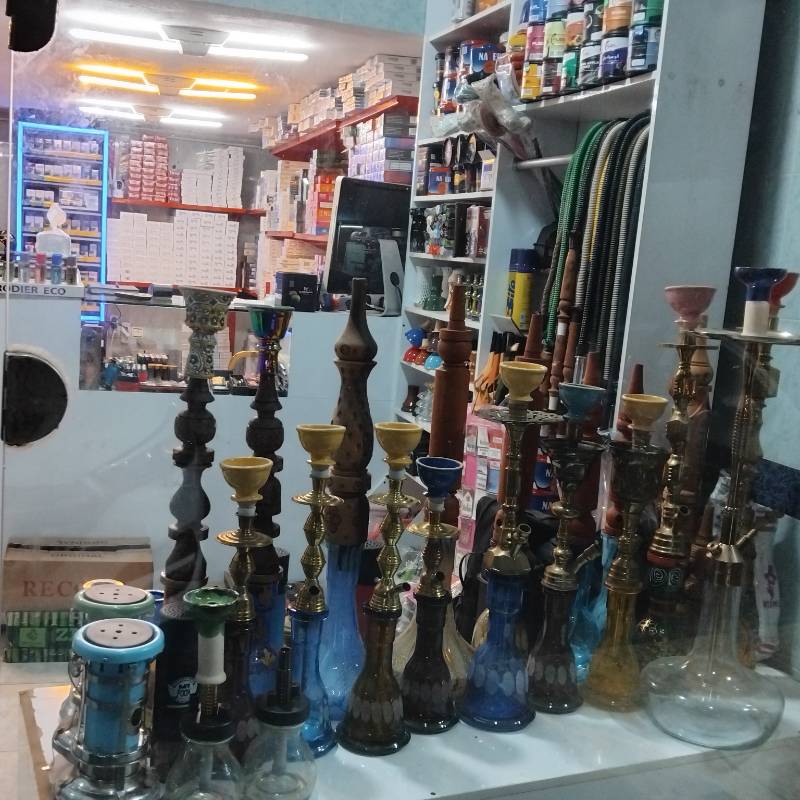 دخانیات وطن دوست عرضه تمامی محصولات مرتبط به دخانیات از قبیل سیگار و توتون و ذغال و انواع قلیون و تمامی لوازم قلیون