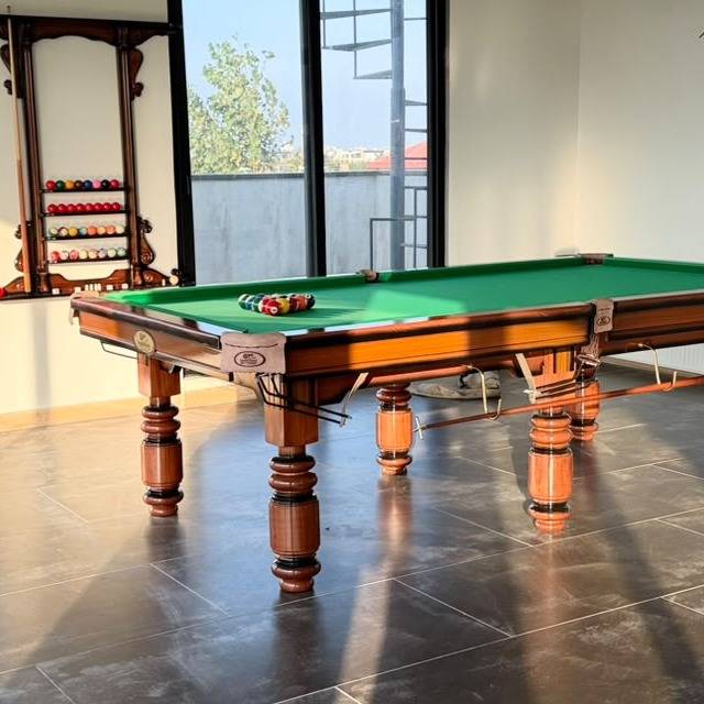 میز بیلیارد ۸ و ۹ و ۱۰و ۱۲ فوت iranbilliard